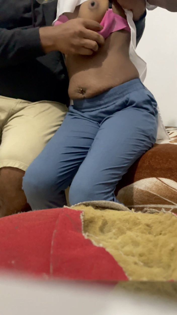 Desi girl riya: Indiana virgem universitária primeira vez sexo