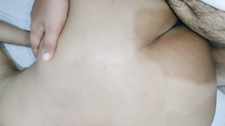 PakistanigirlSaba: Stiefdochter hard geneukt door stiefvader