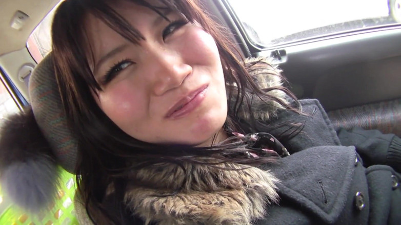 Japan Lust: Evade il freddo, si scalda per una bella scopata