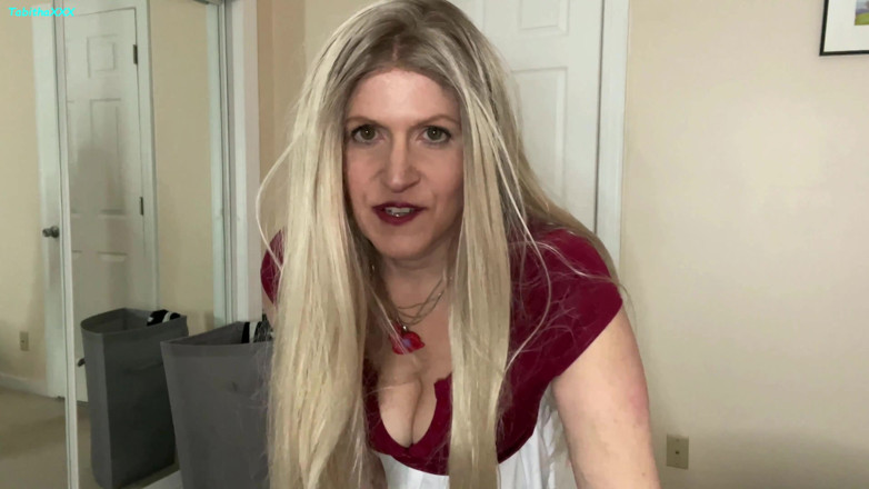 TabithaXXX: 義理の息子のディック写真は、彼のためにステップママ角質になります