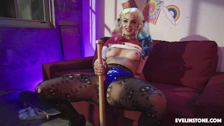 Evelin Stone: Harley Quinn, SPH, PAWG, coaching masturbatoire