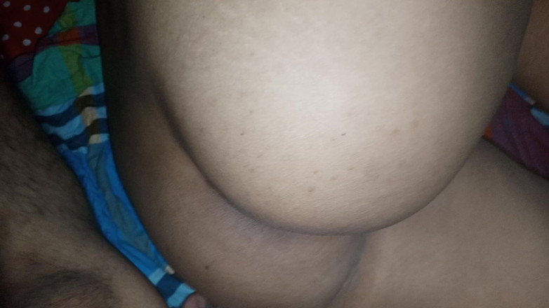 Nadiyabd: Desi Anal-porno: Schau zu, wie nadia zum ersten mal anal...