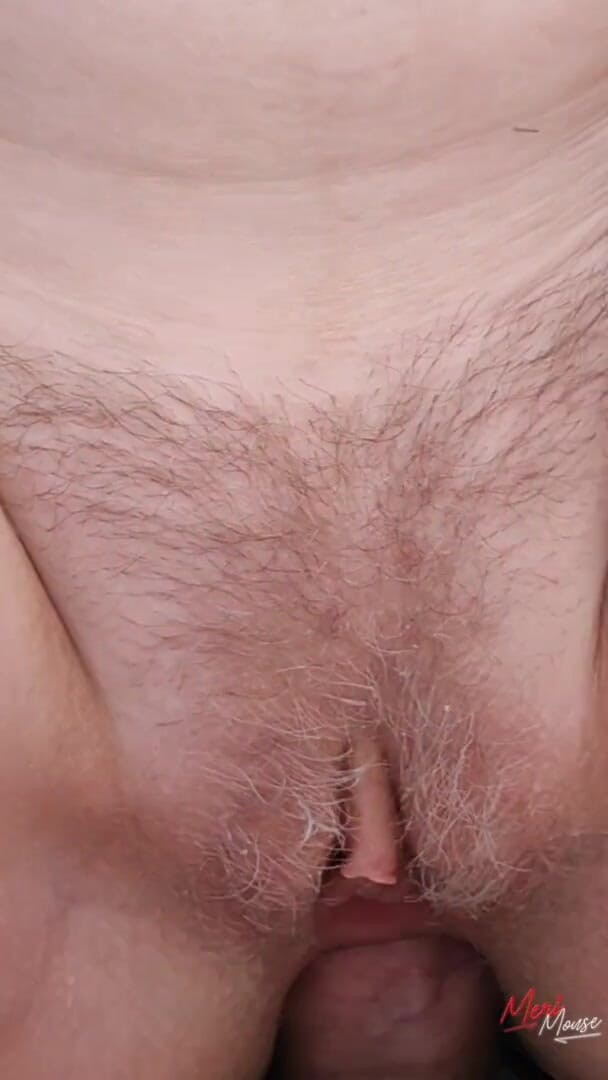 Meri-Mouse: Cette jolie fille obtient un orgasme après une sodomie