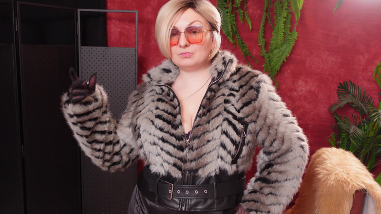 Arya Grander: Colección de abrigos de pieles calientes - parte 3. Fetiche milf