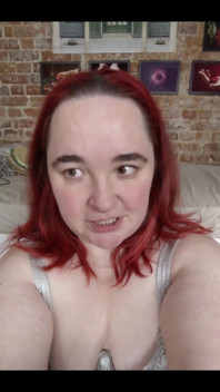 Hey Dear, I’m Eve, and I’m About to Be the Hottest Obsession You’ve Ever Found