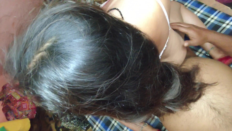 Madhu: Mumbai Savita Bhabhi Big Boobs Queen Enjoying Pusssy Love Boys