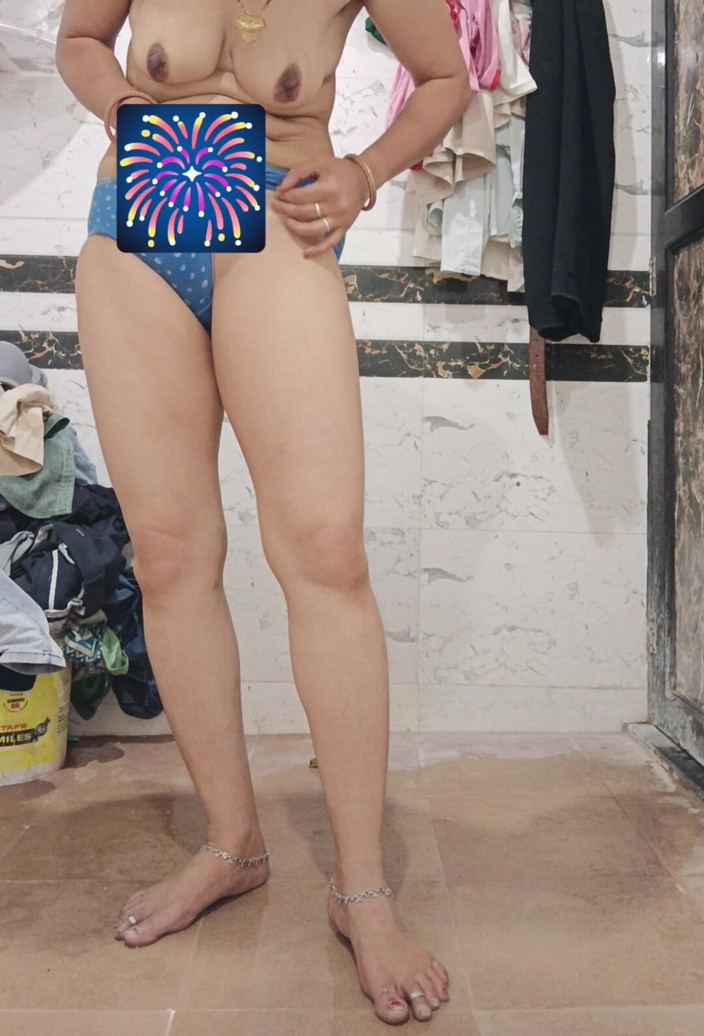 Priyahot77: Priya culona y gran show de coño