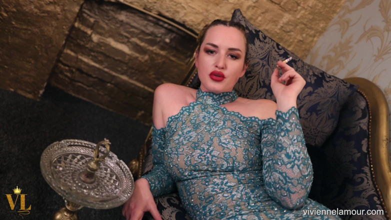 Vivienne l'Amour: Vivienne l'amour - fuma e accarezza con la dea 1080p Full HD
