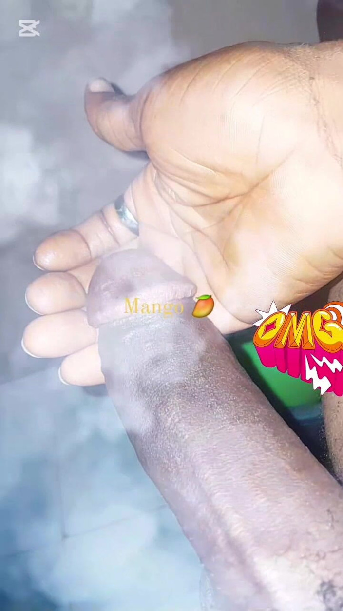 SolidmanGo: Ejaculare neagră