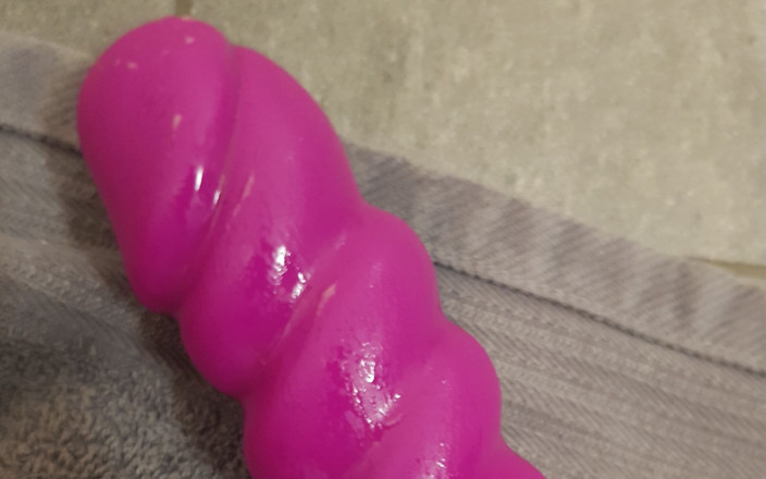Ruthcross: Masa dildo dan ruthcross