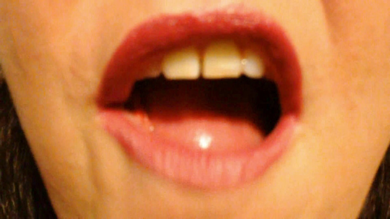 Lily Lipstixxx: 난 너의 거품을 터뜨릴거야!