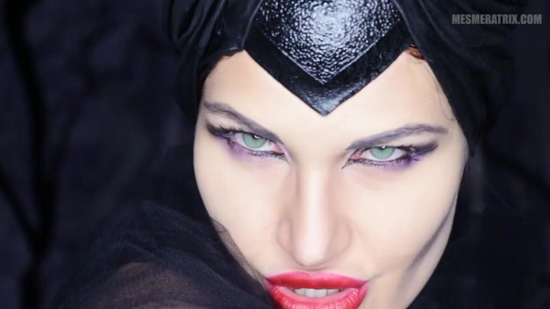 Lady Mesmeratrix Official: K maleficenteyes...
