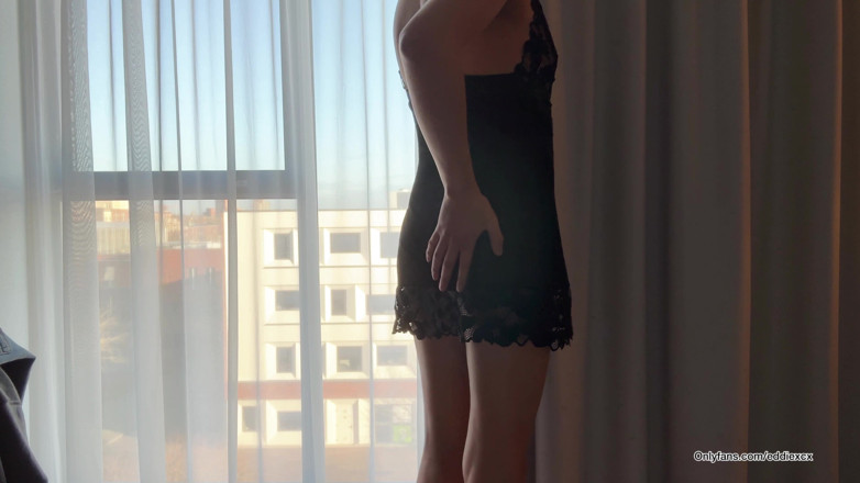 eddiexcxc: Linda Femboy hýbe zadkem před kamerou