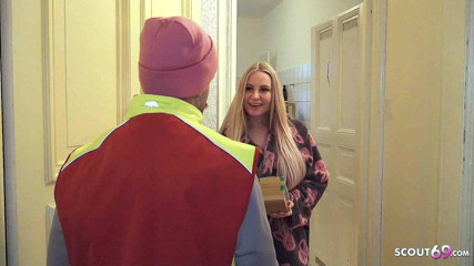 Full porn collection: German Teen Couple Talk Postman to Fuck His Girlfriend While...