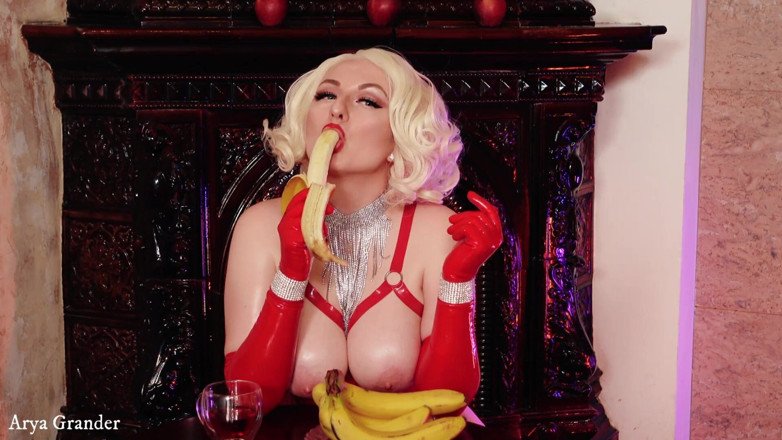 Arya Grander: Sexwife infidèle, vidéo en POV