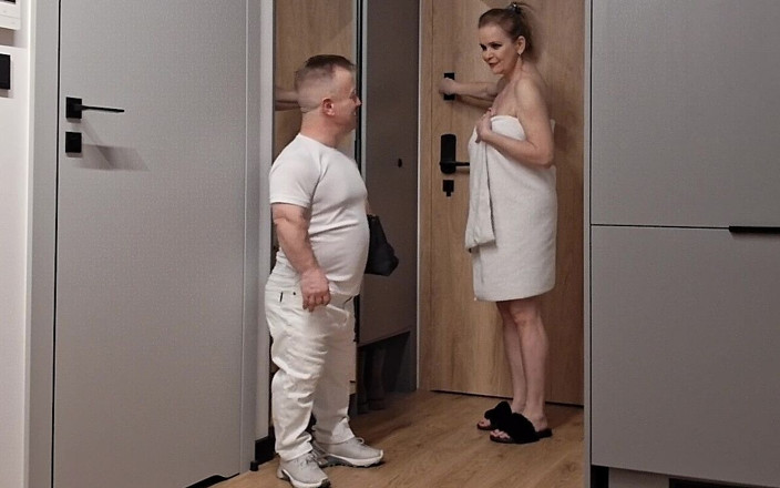 Misses_Jenny: Massage von einem ungewöhnlichen Masseur