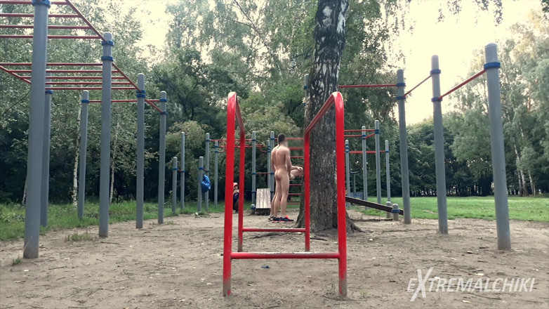 Extremalchiki: Parkta seks sporu
