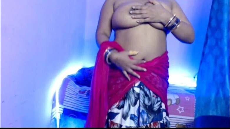 HotGirl21: Desi sexy heißes mädchen öffnete langsam ihre kleidung und zeigte ihre...