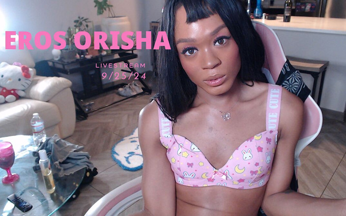 EROS ORISHA: La estrella porno trans Eros Orisha se acaricia y se...