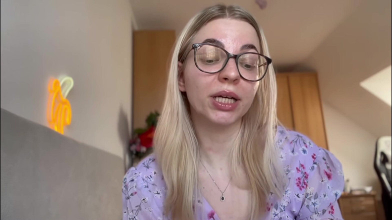 Goddess_Bella_Rae: 5 mietjestaken om thuis uit te voeren