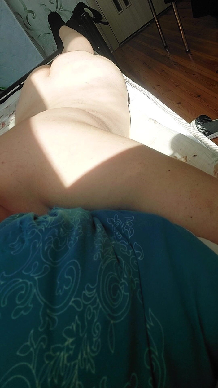 Kitty_Cross: Ładna blondynka naturalne ciało słodkie maminsynek biały femboy kobiecy kształt...