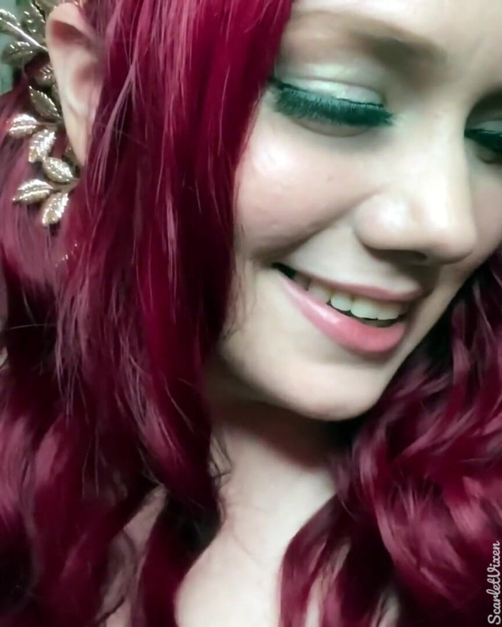 Scarlet Vixen: Niewolnica Poison Ivy