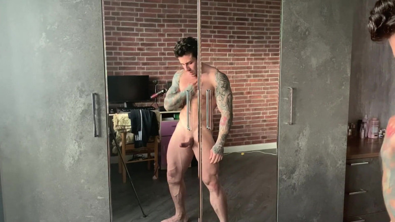 Maximus Barmin: Roxo apertado (pt.2)