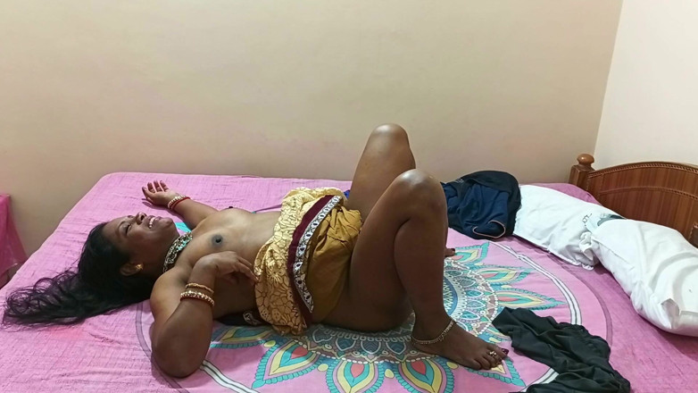 Popmini: Bhabhi berkahwin India berkahwin blowjob romantik dan seks panas dalam...