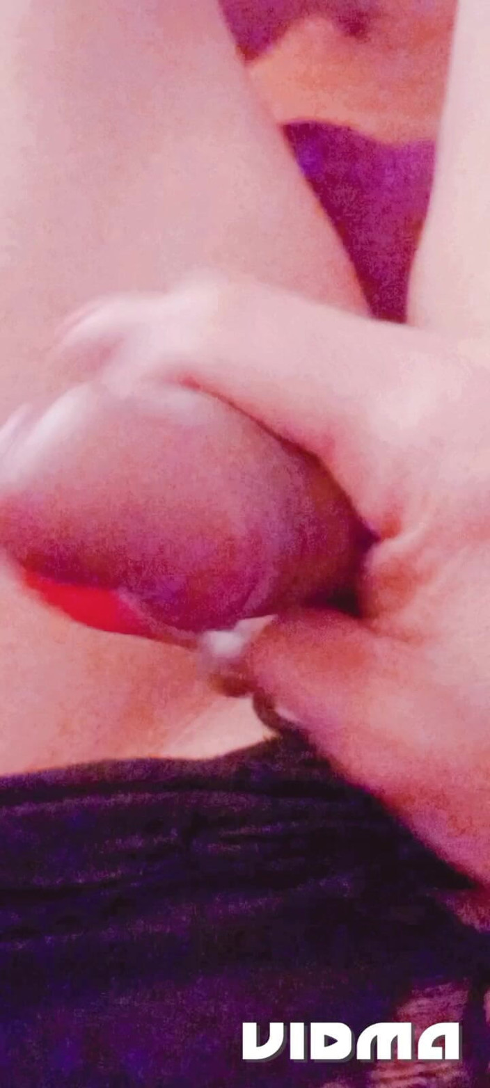 Laratransexualbarcel: Kontol besar