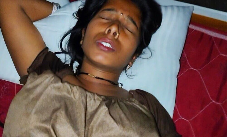 Premi pooja: Stiefzus seks