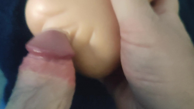 Mr Toy: Saya telah membeli pepek suami saya dan dia tidak dapat...