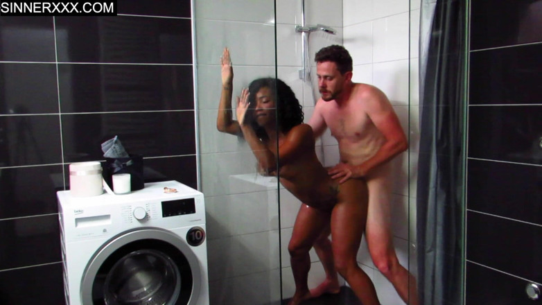 Sinners World: fuck Me Hard and Fill Me up Intense Interracial Shower...