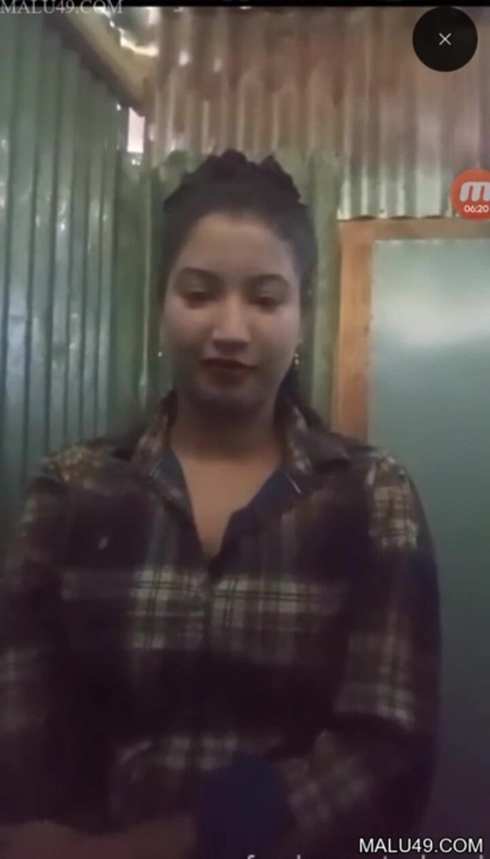 Raselxx: Bangla XX, branlette vidéo