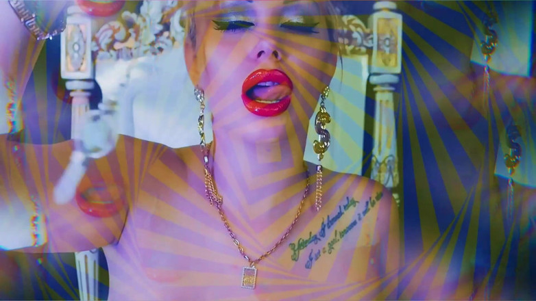 Goddess Misha Goldy: Avviso!!! Include allucinazioni erotiche!! Ti fotterò totalmente il cervello