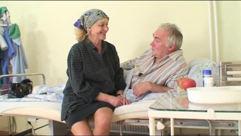 XTime Vod: MILF berkongkek di hospital
