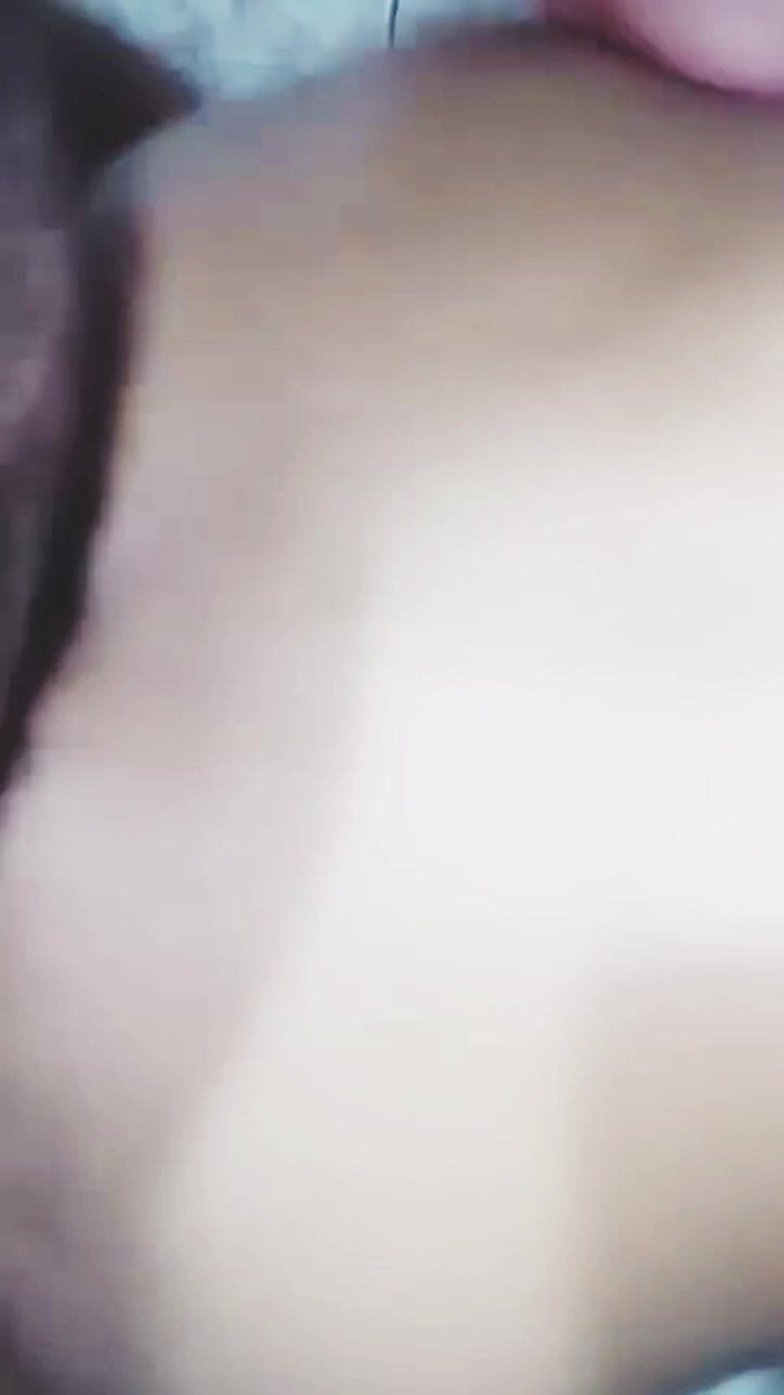 Skinnydanie21: 내 의붓여동생의 마른 여자가 작은 자지로 내 고환을 짓눌러요
