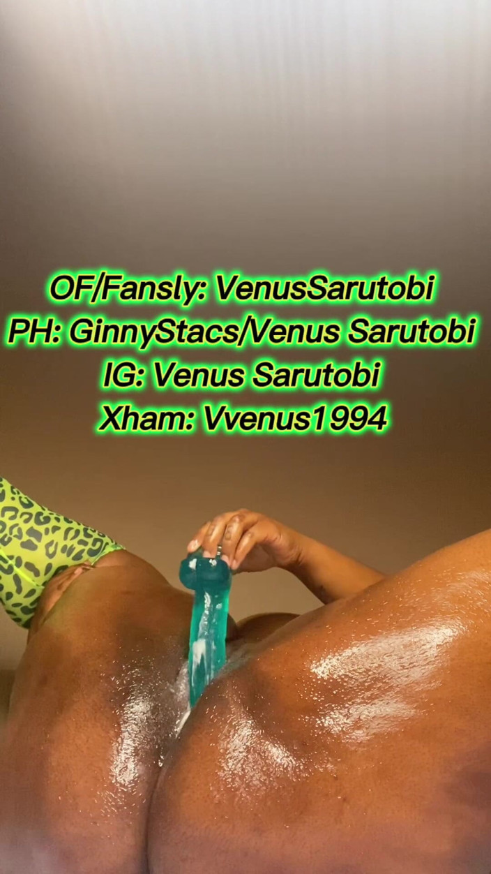 VVenus1994: Une BBW noire squirte en missionnaire dans des cheetas