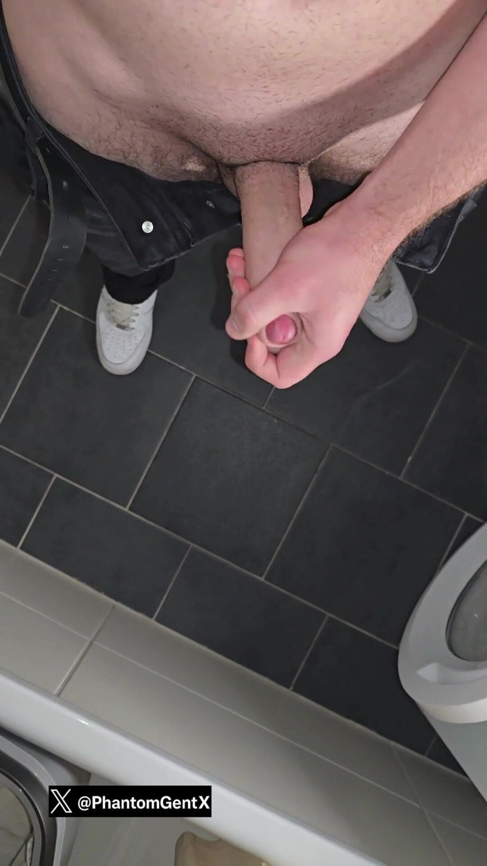 PhantomGentX: Phantomgentx gay solo provoca enorme polla con audaz conversación sucia -...