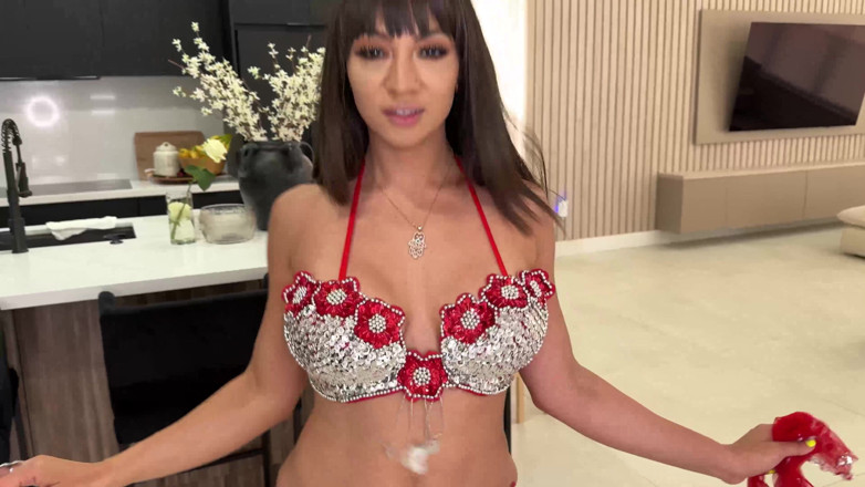 Sasha Pearl: I Belly Dance for Jmac