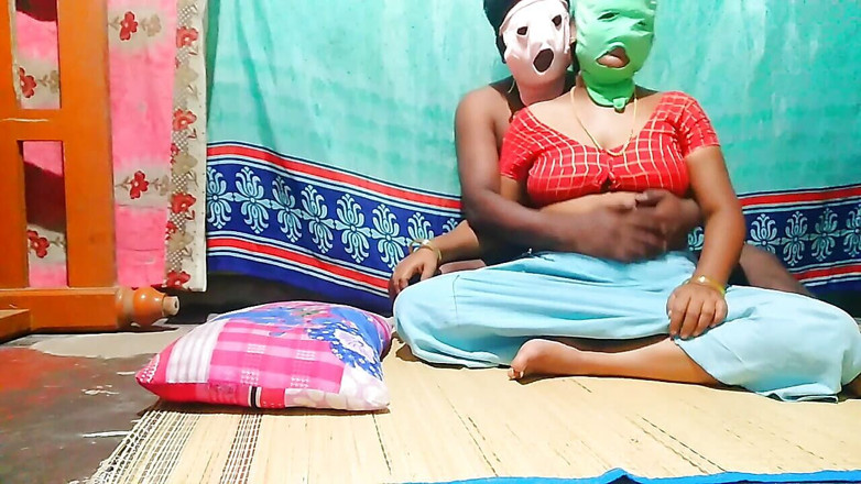 Priyanka314: Тамільська справжня хазанка дружина займається сексом