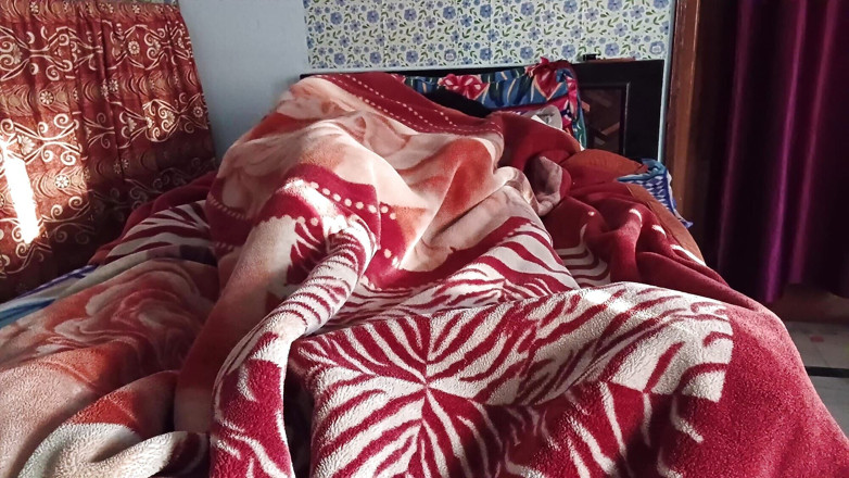bibiji15: La femme sexy de mon ami baise quand son mari...