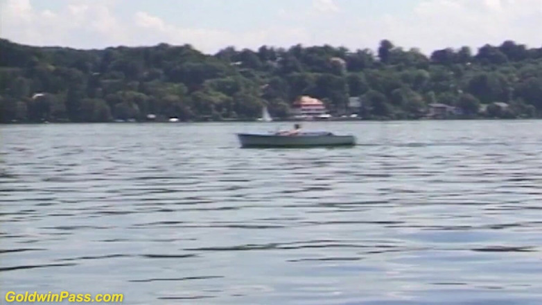 Goldwin pass: Un couple allemand excité adore le sexe en plein air...