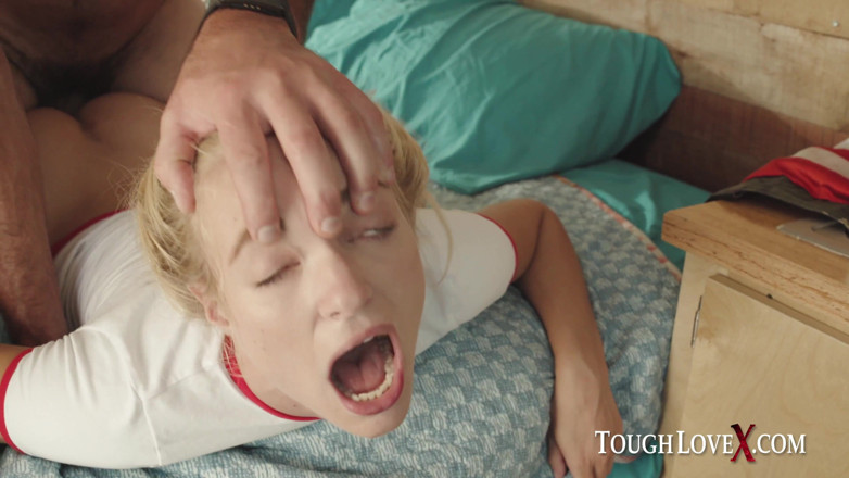 ToughLoveX: TOUGHLOVEX - Schlampen-herausforderung mit Lana Sharapova