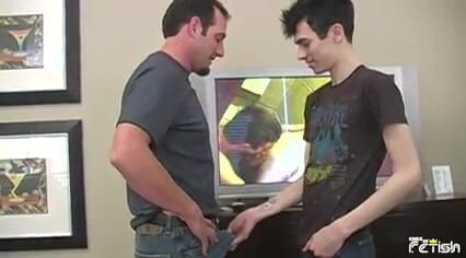 Gay Diaries: Skinny dude calls the room service guy to repair tv...