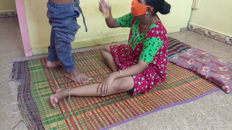 Mami4711: Desi monika scopa