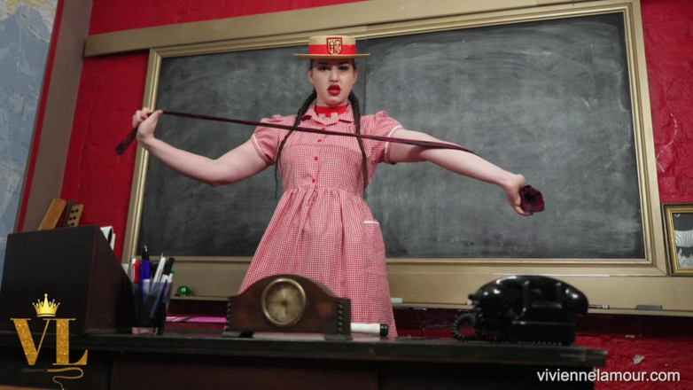 Vivienne l'Amour: Vivienne l'amour - Quando le belle ragazze vanno male - POv studentessa...