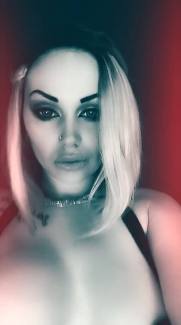 Goddess Misha Goldy: Kısa kısa videom