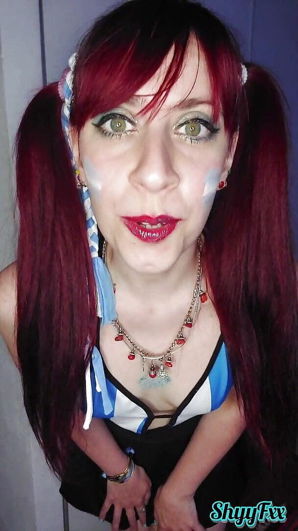 Tu Gauchita Argentina: Shyy Fxx célèbre le triomphe de l'Argentine sucer une bite,...