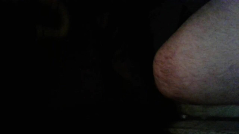 Bigwhitemeat: Late night porn session