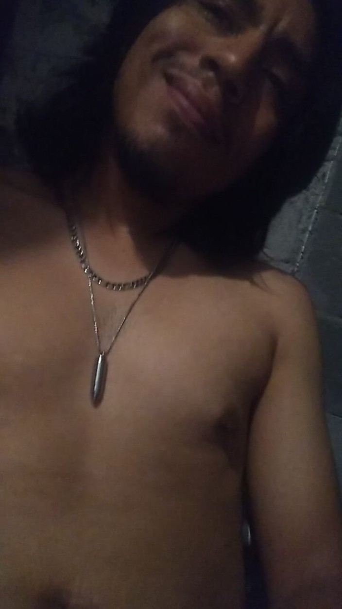 AlexAlejandro13: Tôi muốn tắm nhưng cuối cùng tôi đã kéo nó ra
